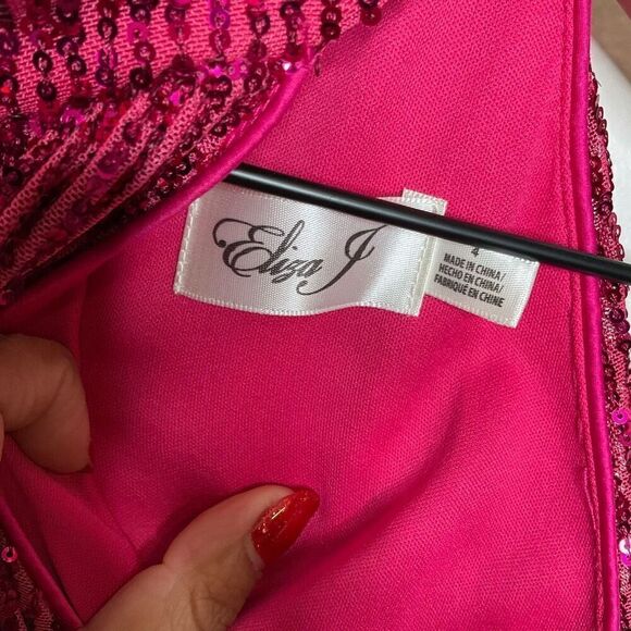 Eliza J Sequin Mock Neck Cocktail Dress - Picture 5 of 8